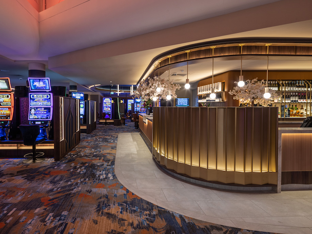 restaurants, Bars & clubs